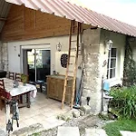 Relais De Poste Des Templiers