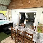 Relais De Poste Des Templiers 4*
