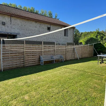 Relais De Poste Des Templiers 4* Jouaignes