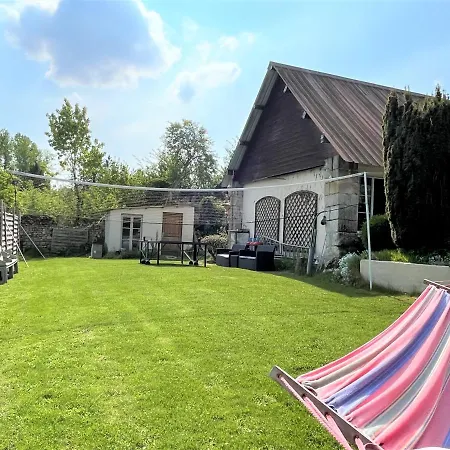 Relais De Poste Des Templiers 3* Jouaignes