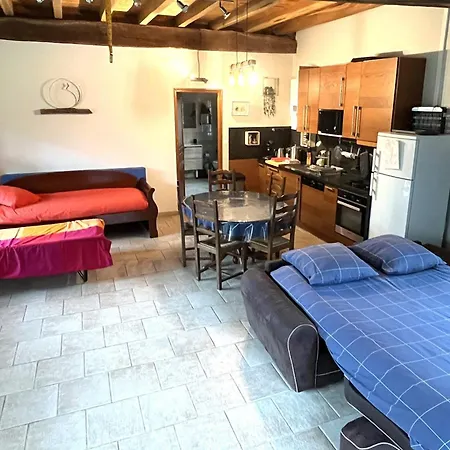 Relais De Poste Des Templiers, Jacuzzi Inclus 4*