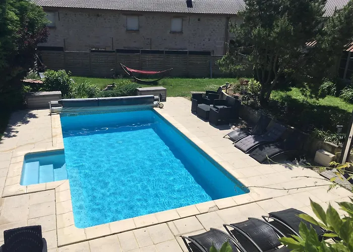 Relais De Poste Des Templiers Jouaignes